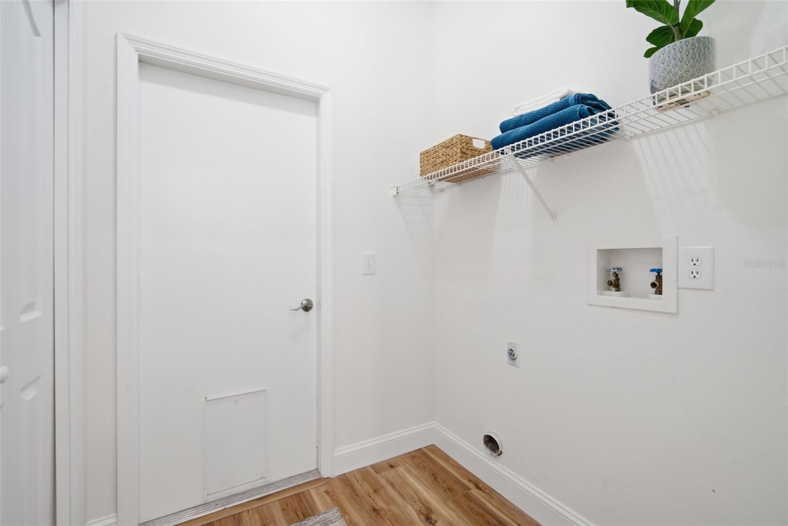 4406 RIVER OVERLOOK DR