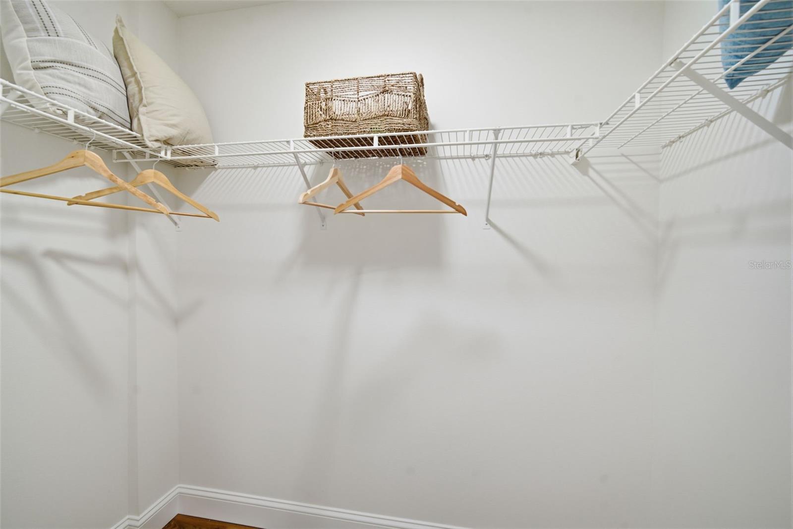 4406 RIVER OVERLOOK DR