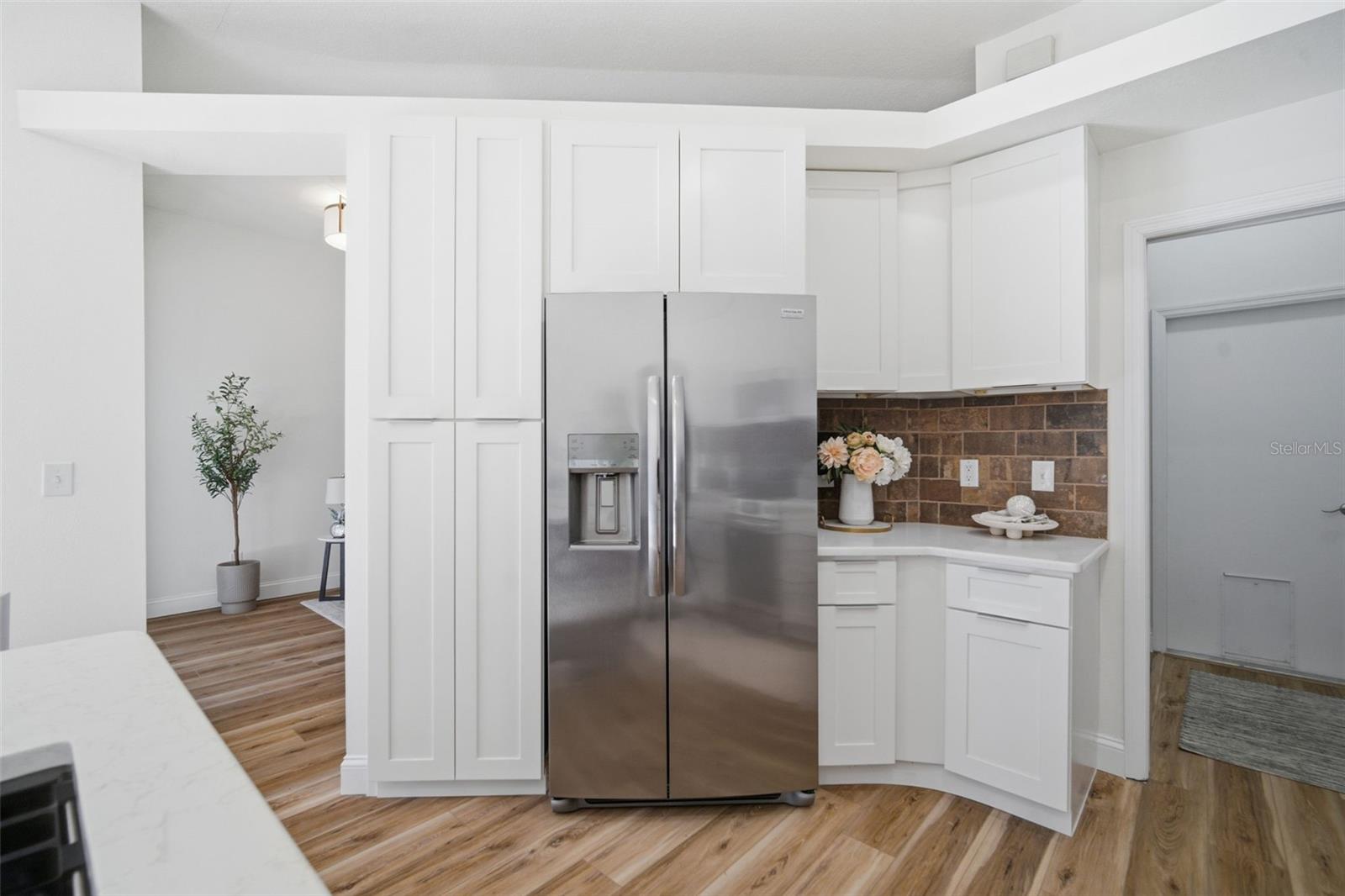 4406 RIVER OVERLOOK DR