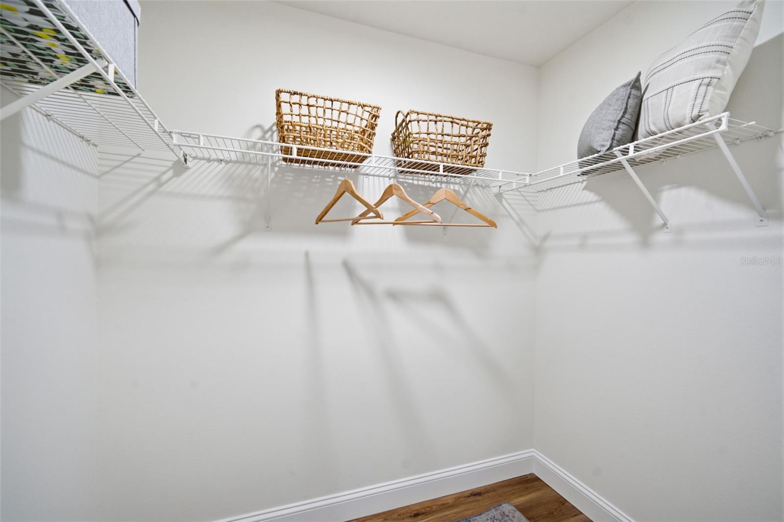 4406 RIVER OVERLOOK DR