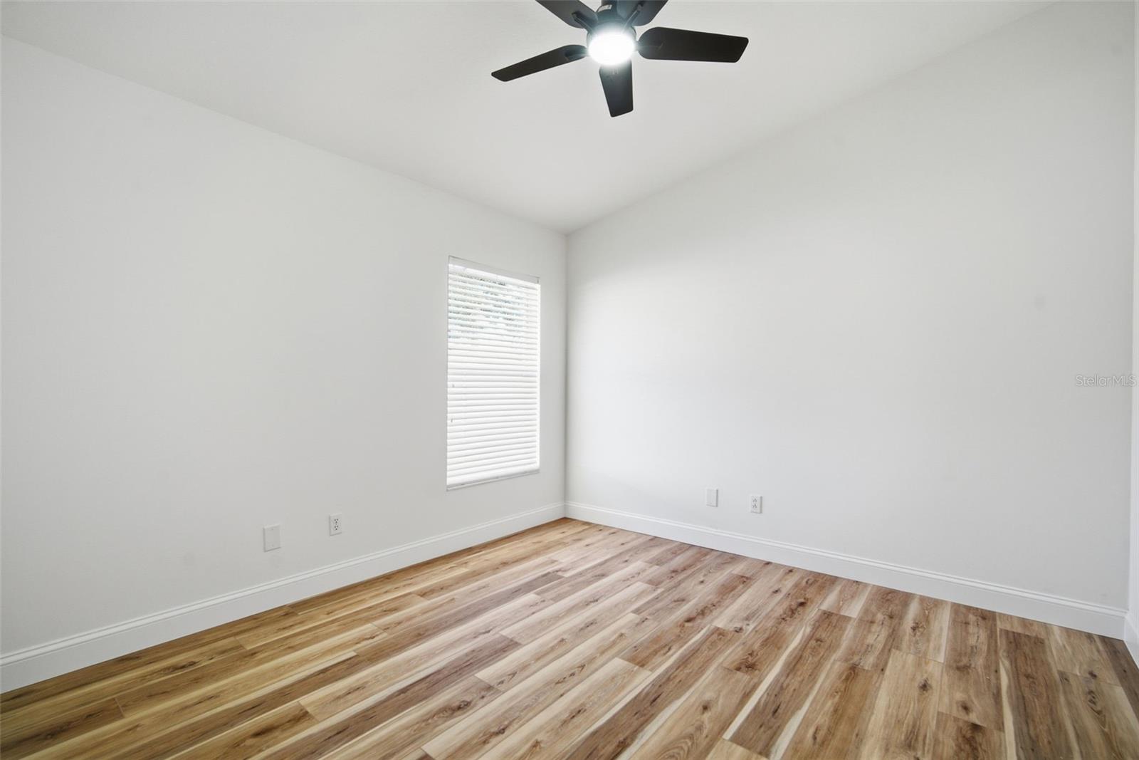 4406 RIVER OVERLOOK DR