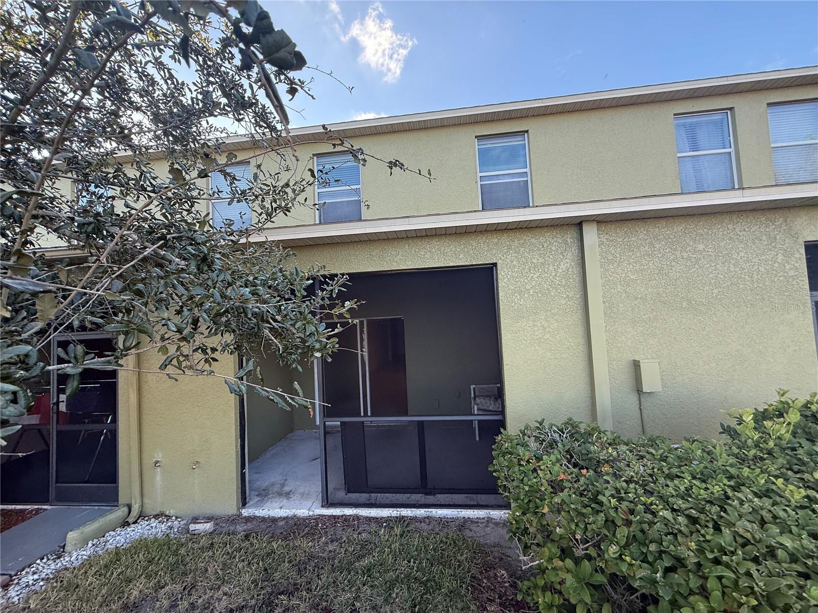 1511 HARBOUR BLUE ST