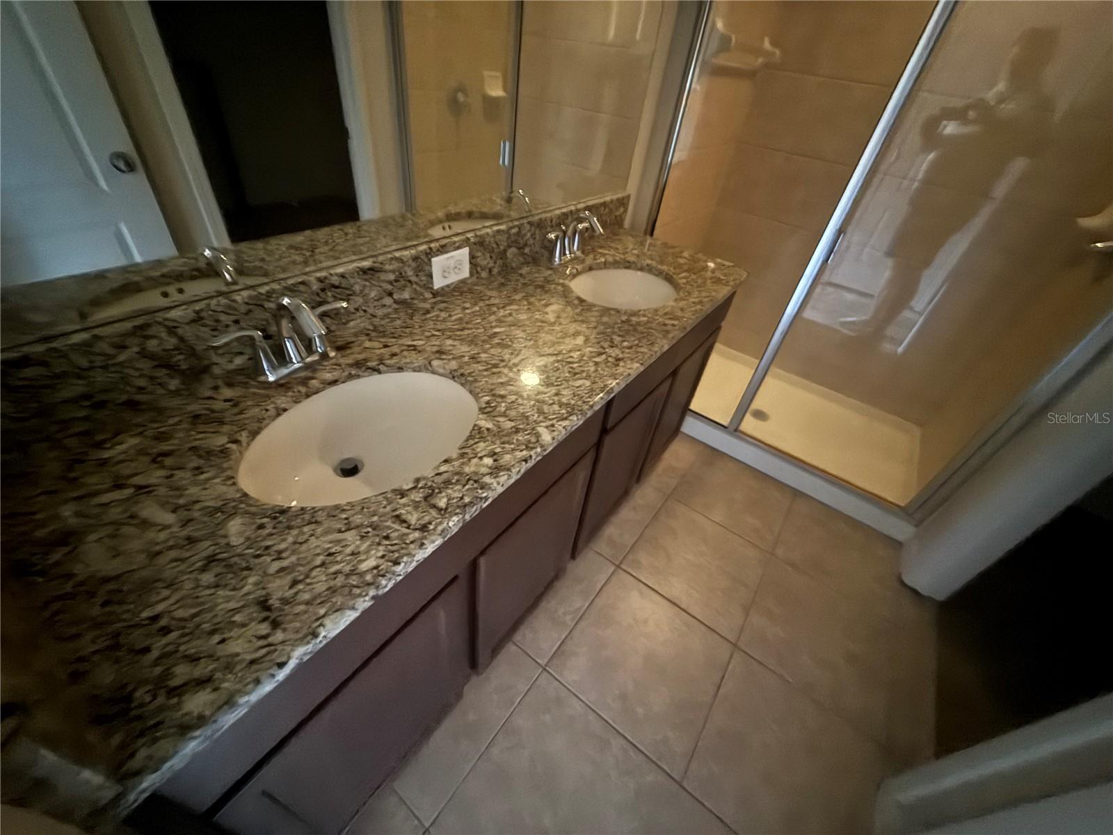 1511 HARBOUR BLUE ST