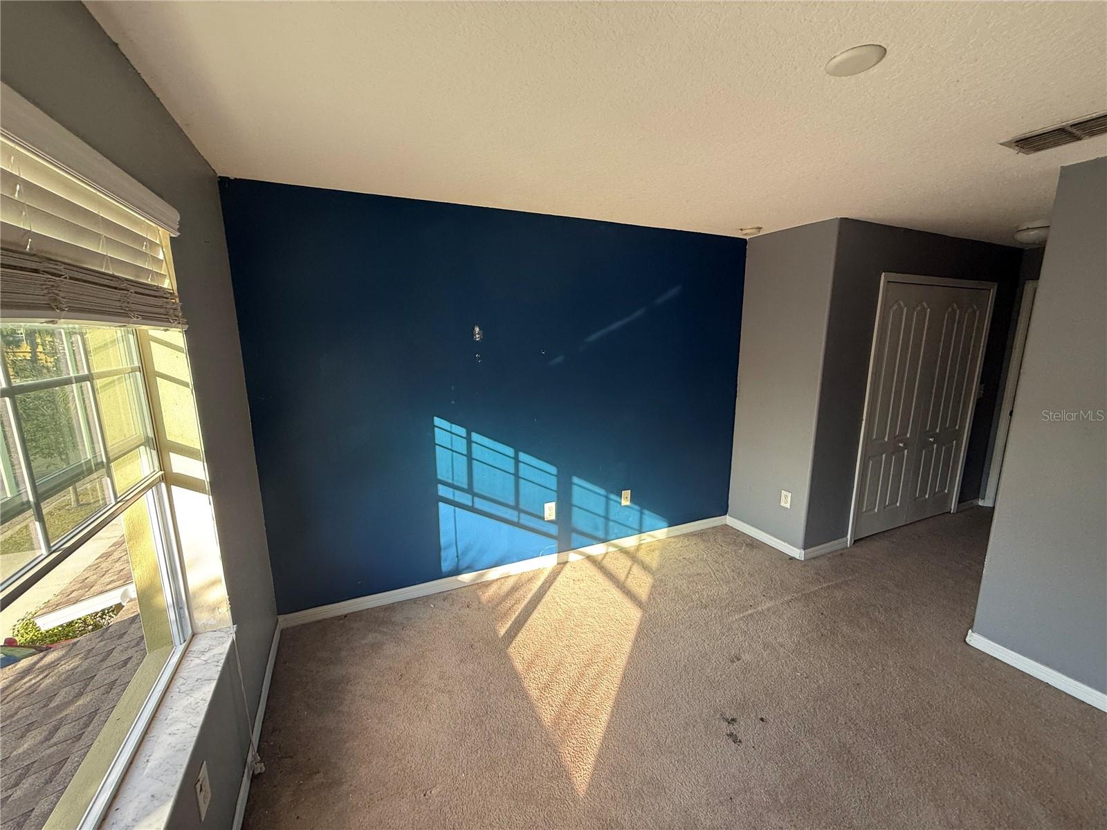 1511 HARBOUR BLUE ST