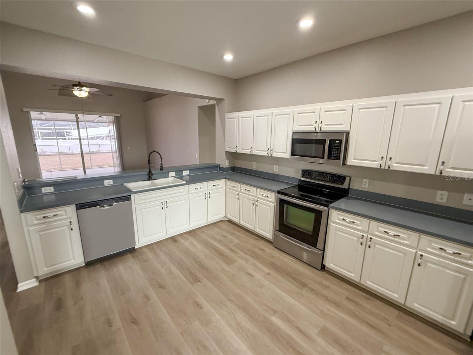 3934 BUTTONBUSH CIR