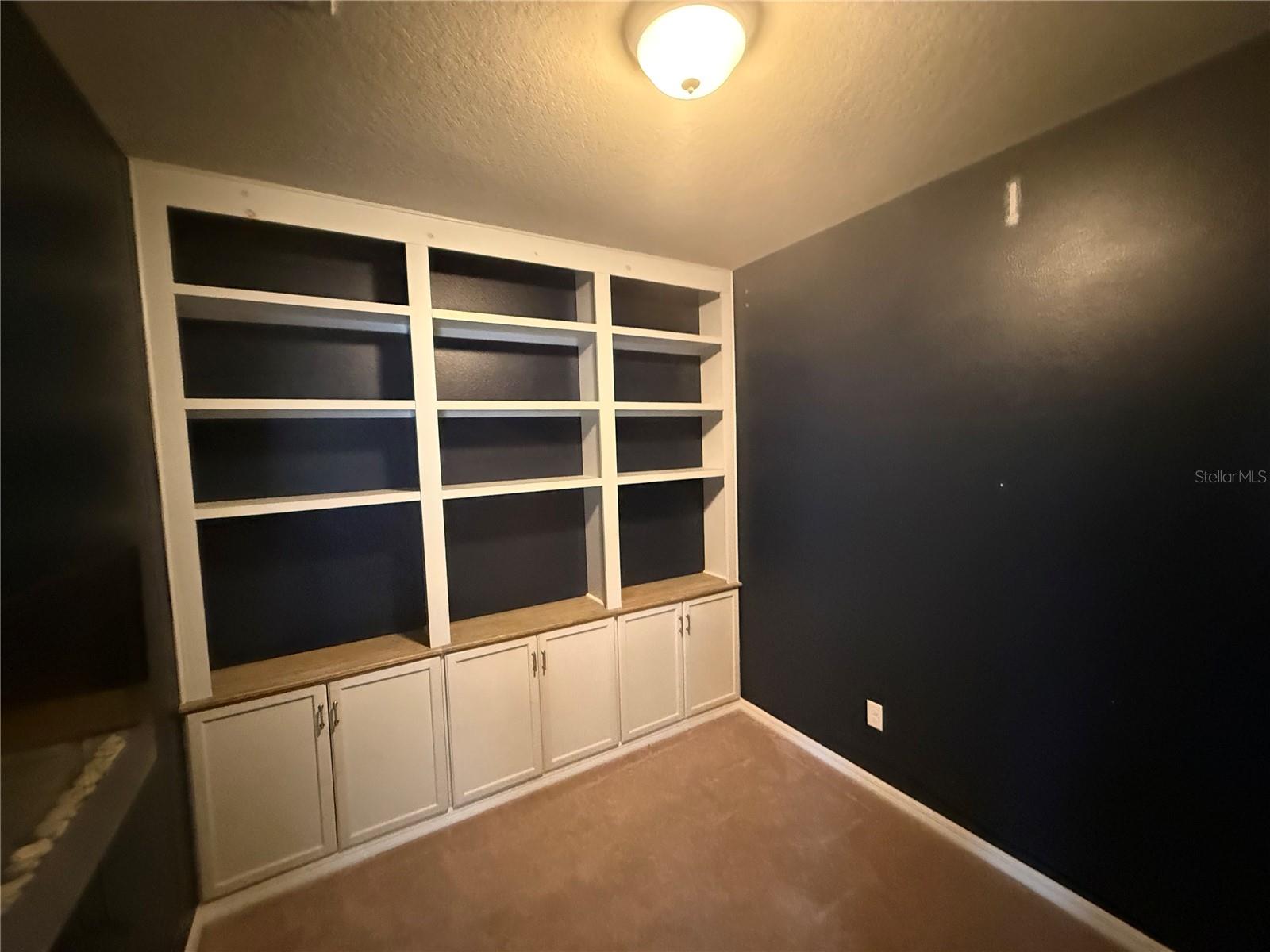 6108 MAGNOLIA PARK BLVD