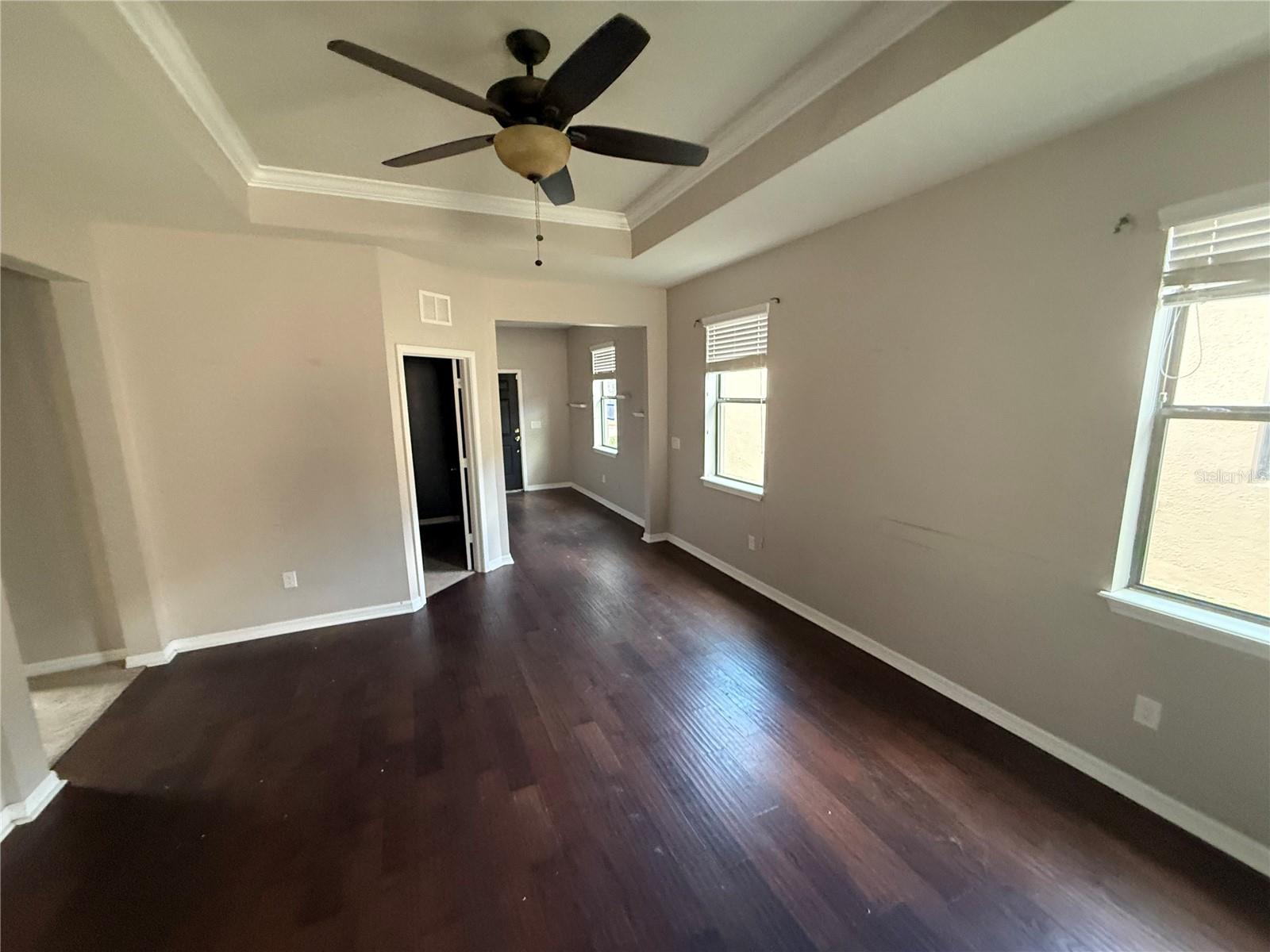 6108 MAGNOLIA PARK BLVD
