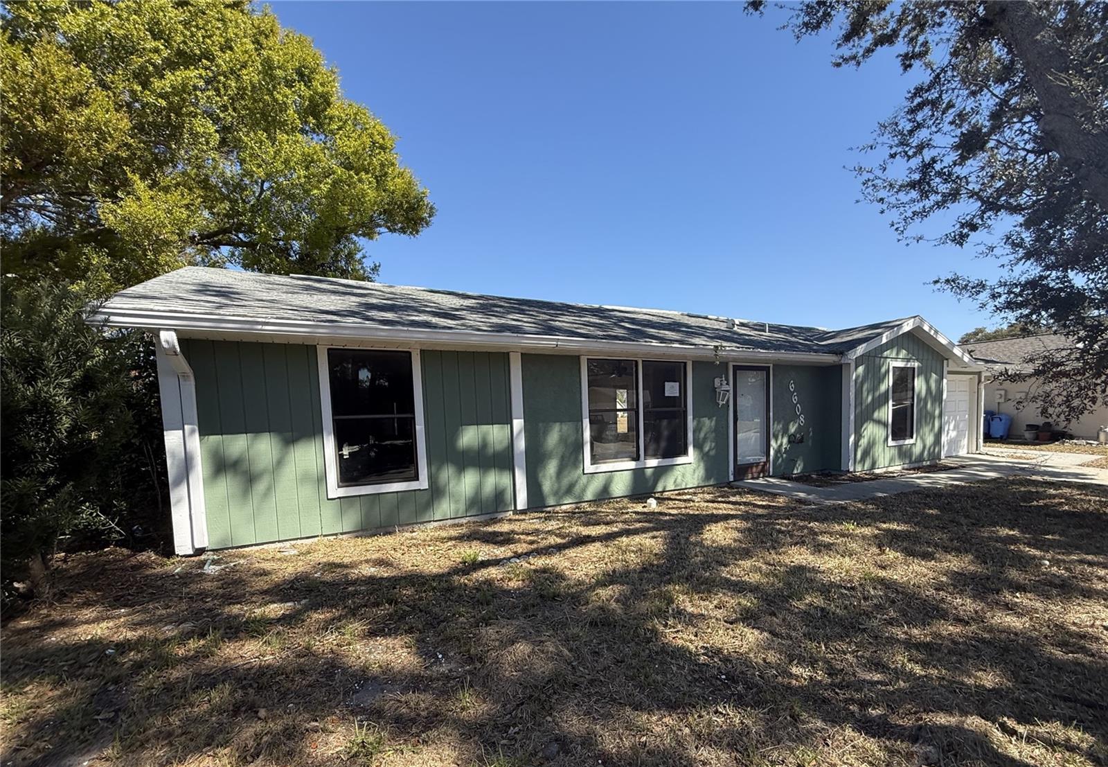 6608 36TH AVENUE DR W