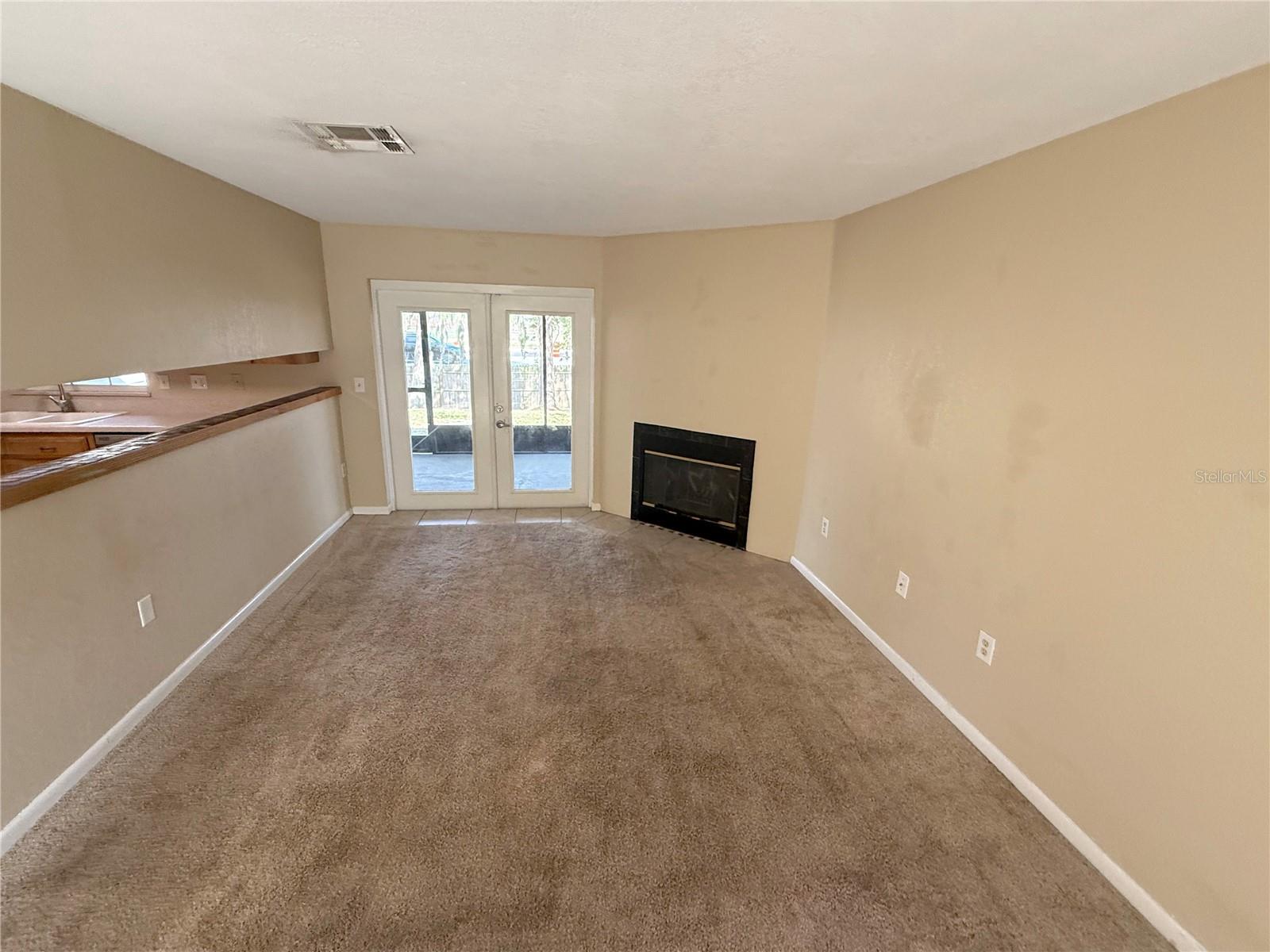 3844 WOODBURN LOOP E