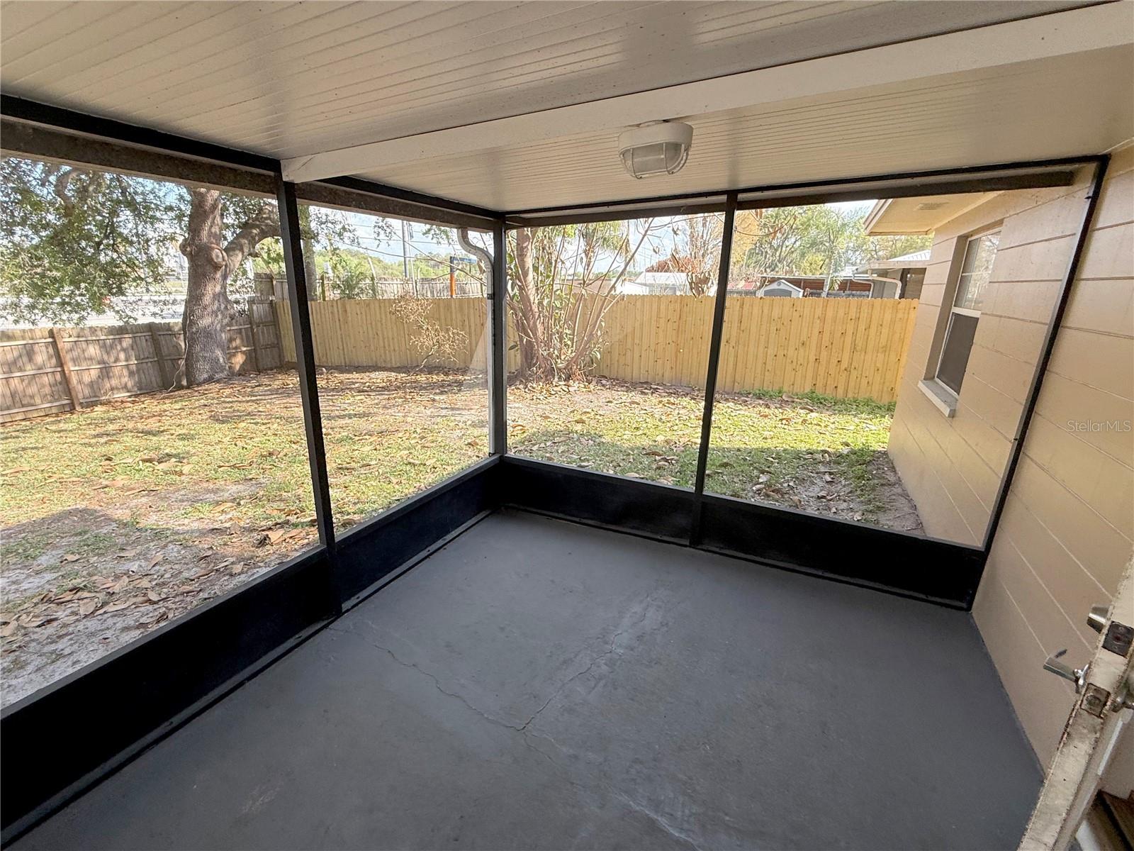 3844 WOODBURN LOOP E