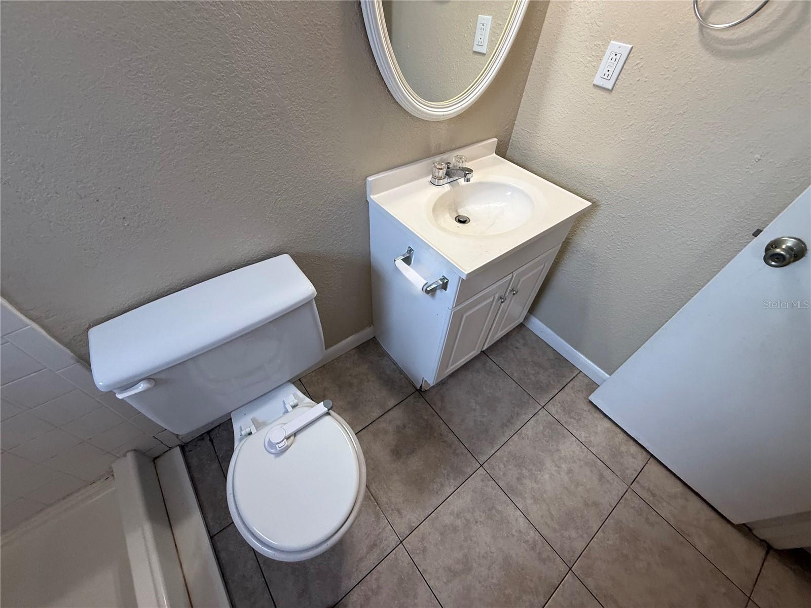 3844 WOODBURN LOOP E