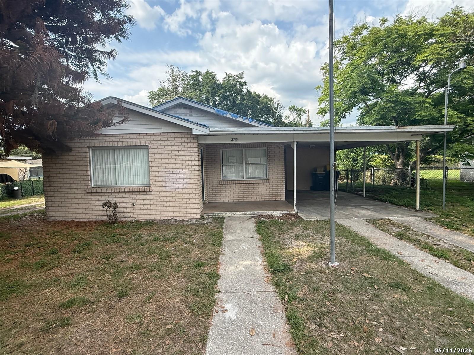 2715 DIXIE RD