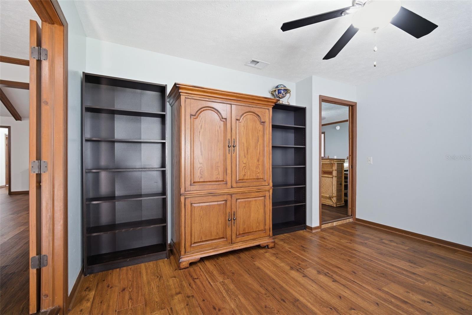 3108 ROLLING ACRES PL