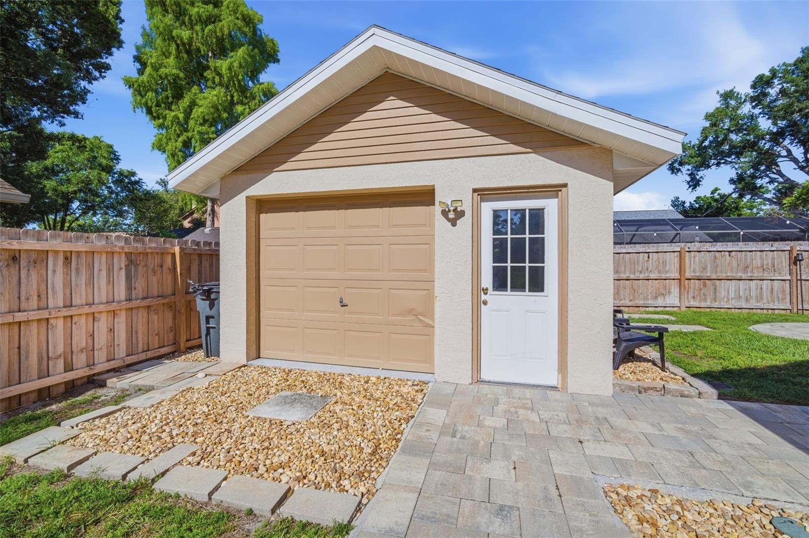 3108 ROLLING ACRES PL