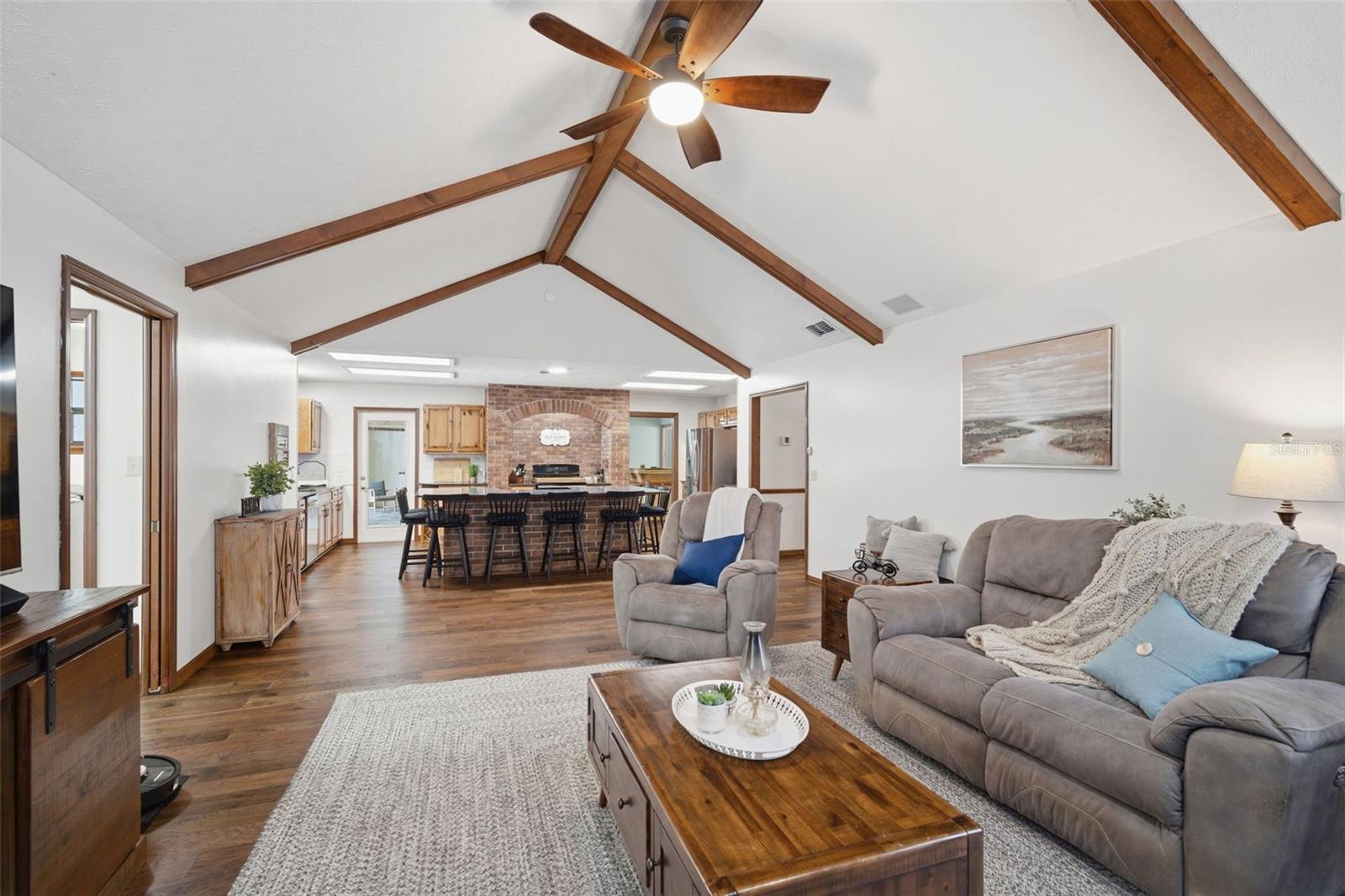 3108 ROLLING ACRES PL