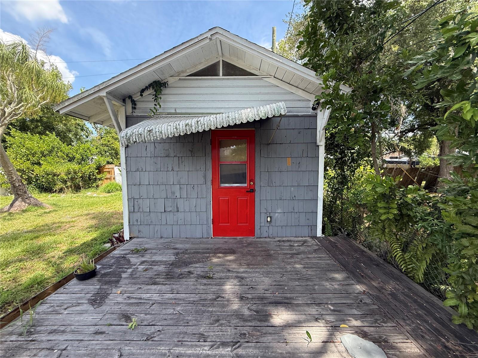 2722 9TH AVE W