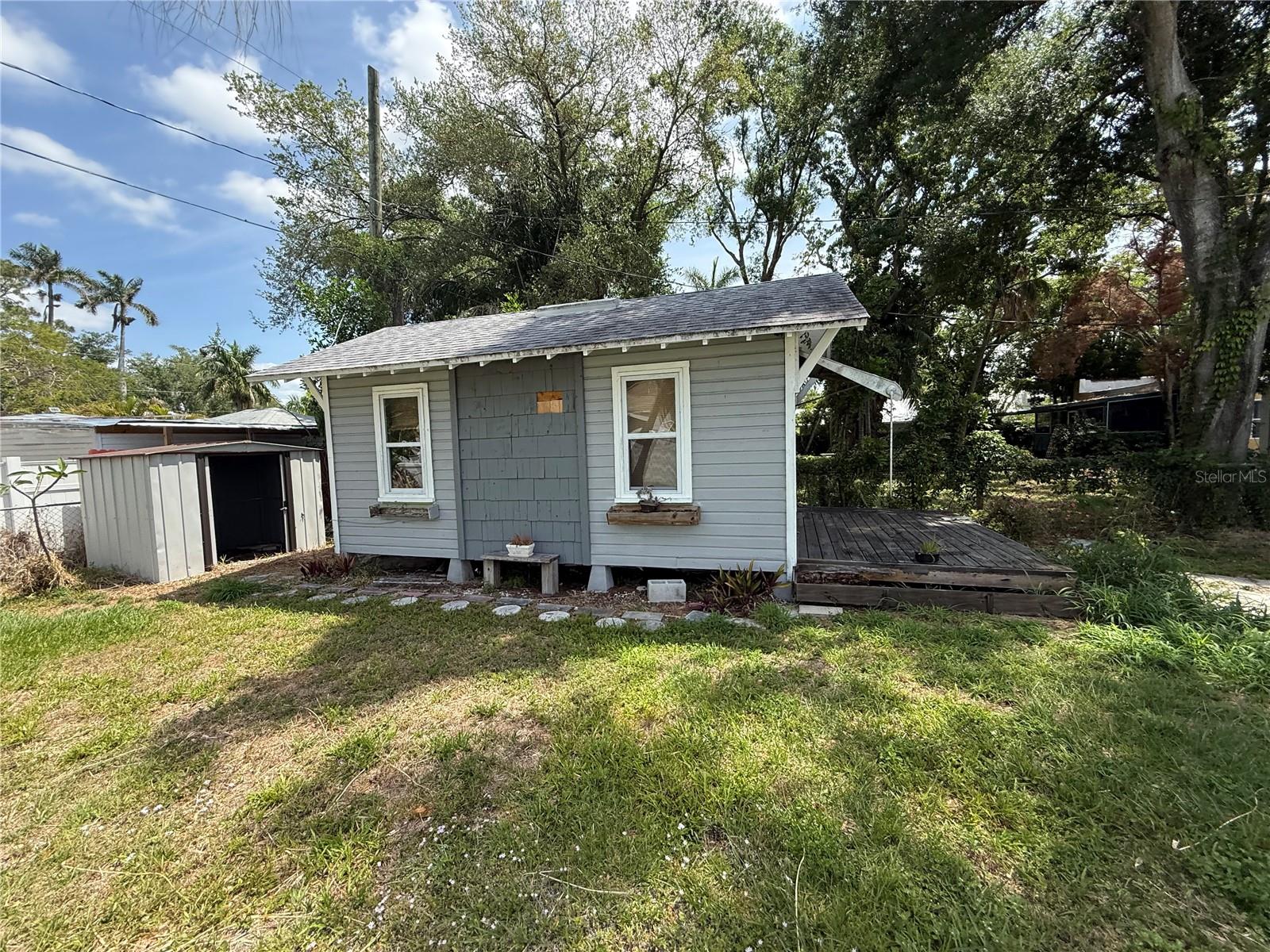 2722 9TH AVE W