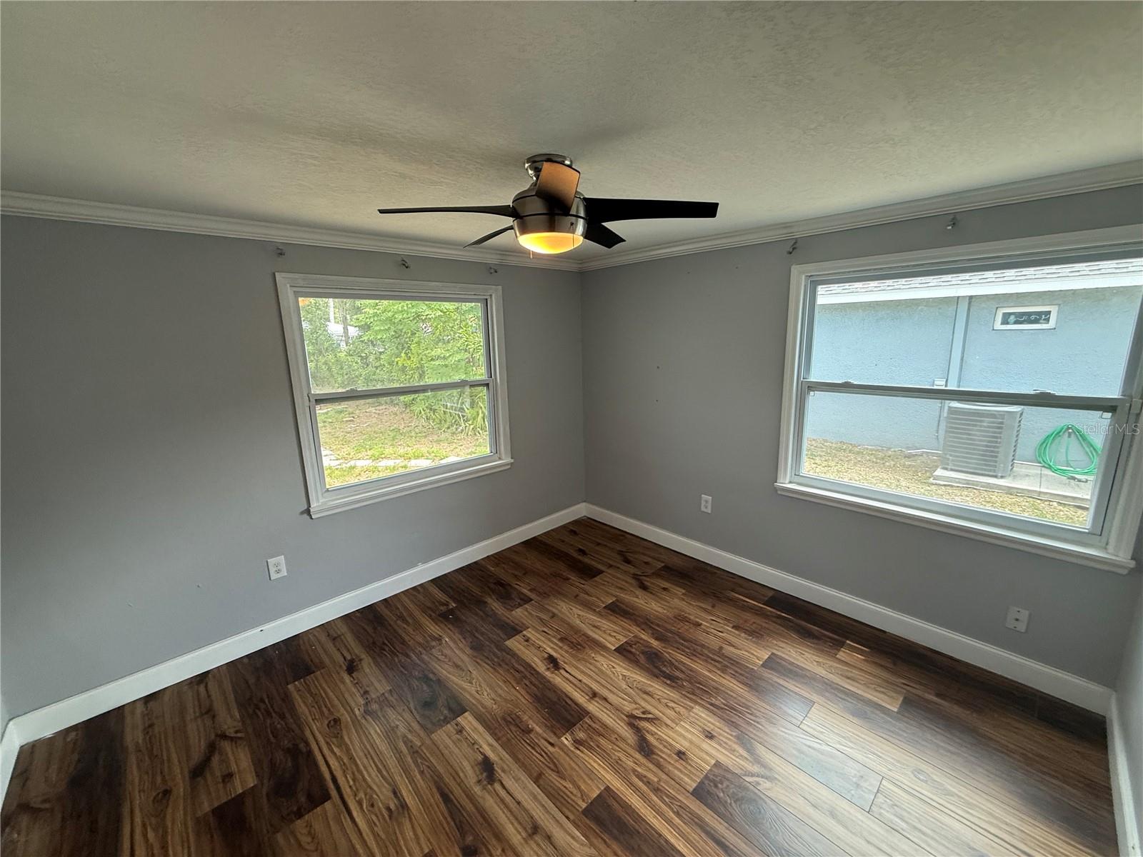 2722 9TH AVE W