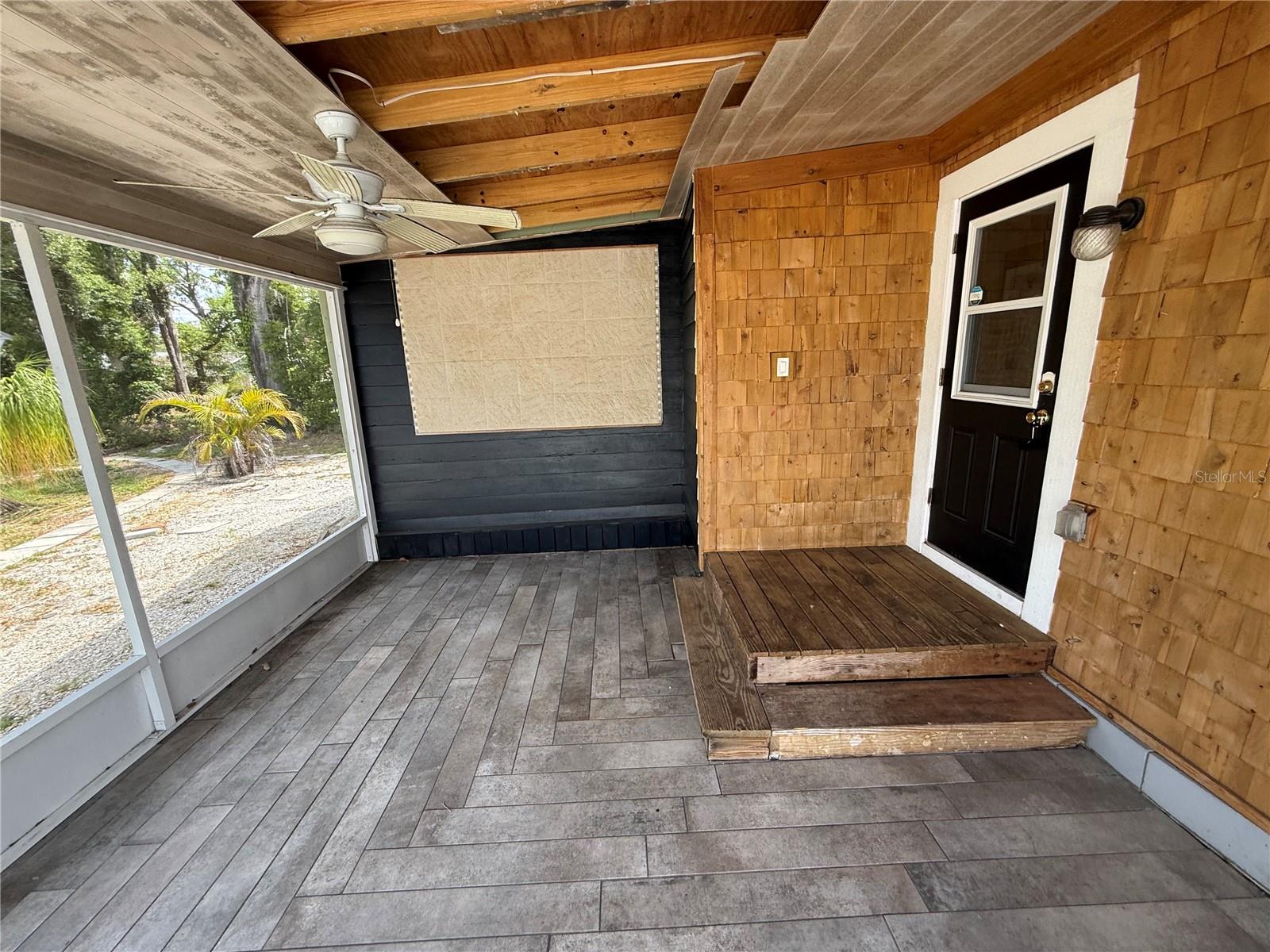 2722 9TH AVE W