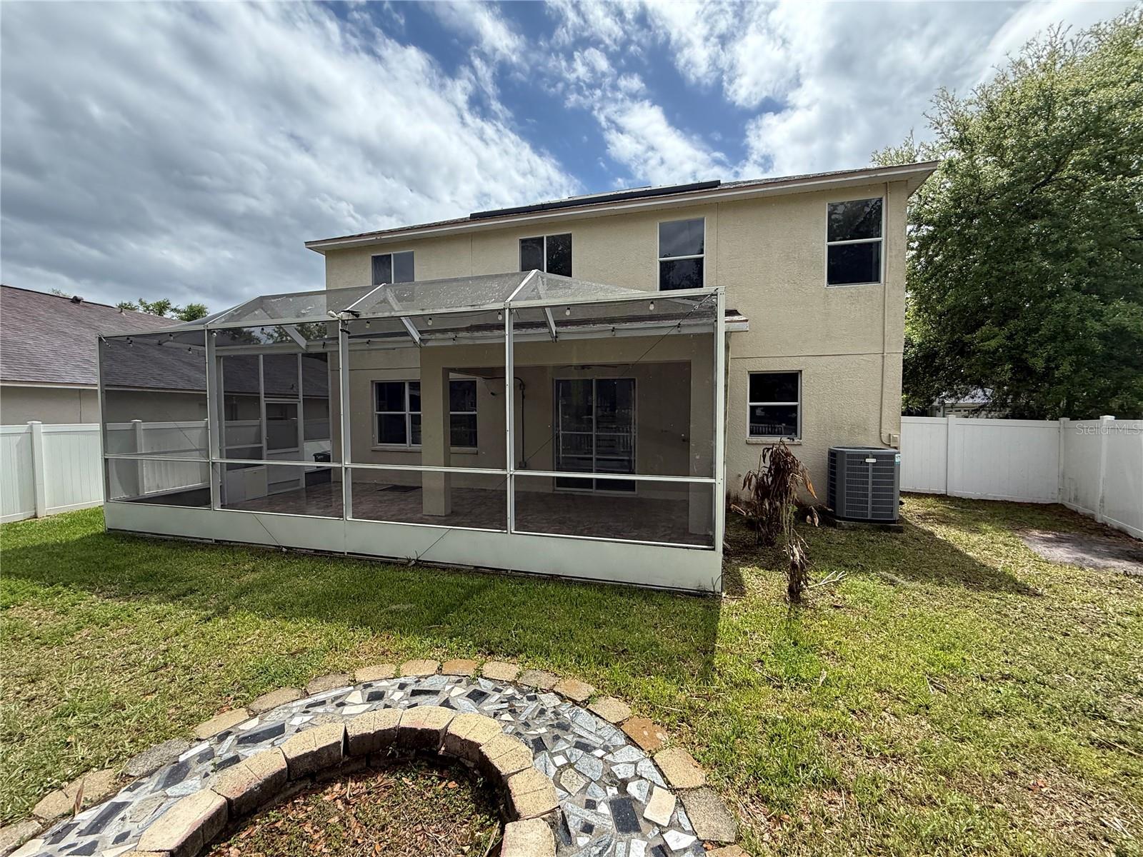 10427 LUCAYA DR
