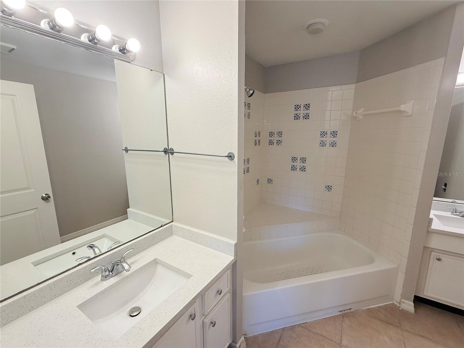 4607 LANTANA PL