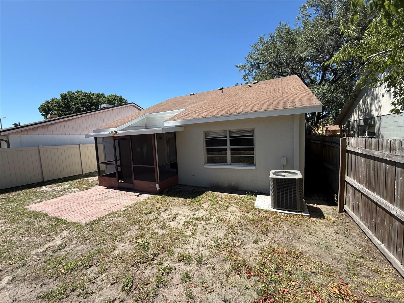 4607 LANTANA PL