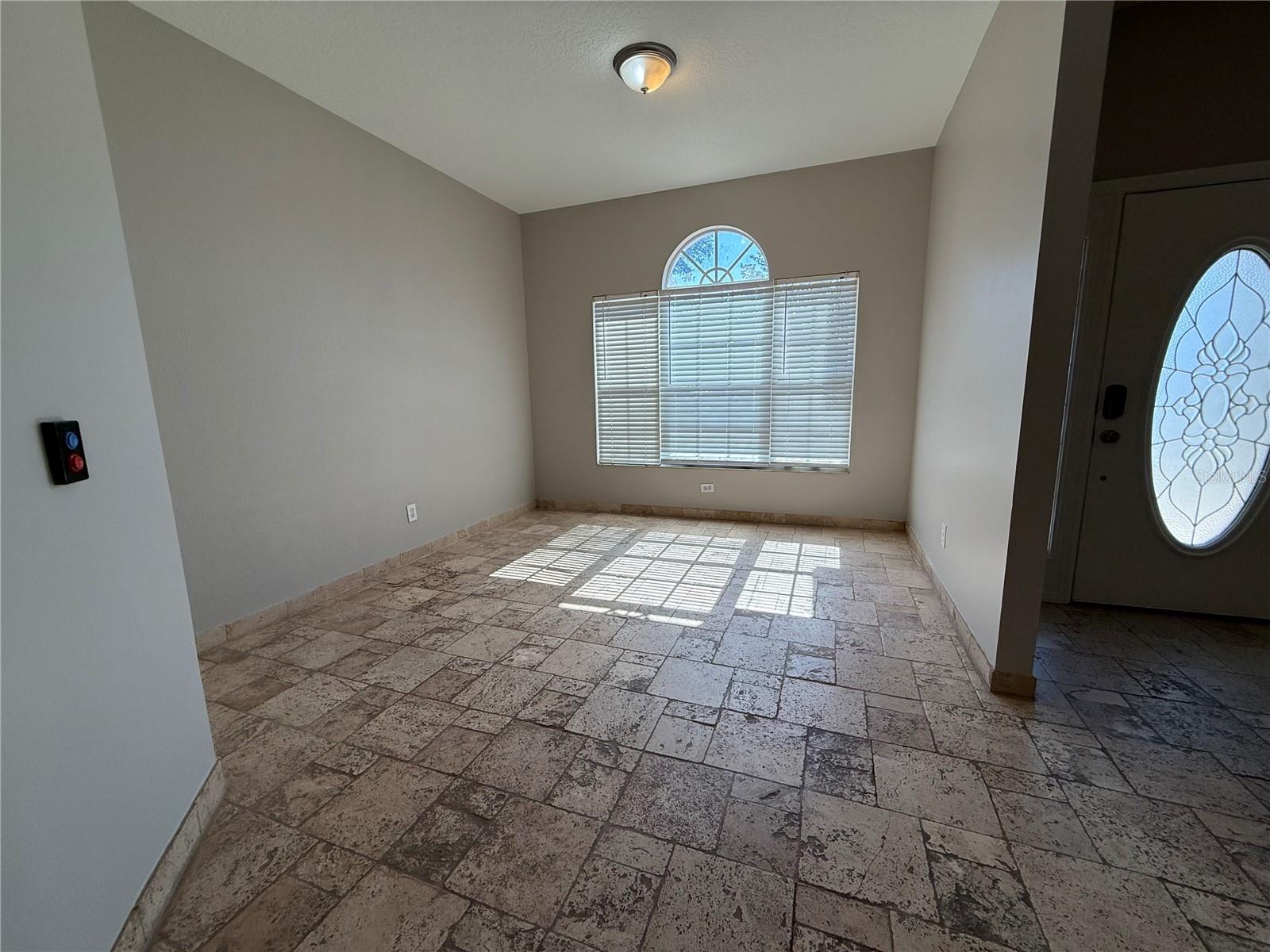 2212 MISTY RIDGE LN