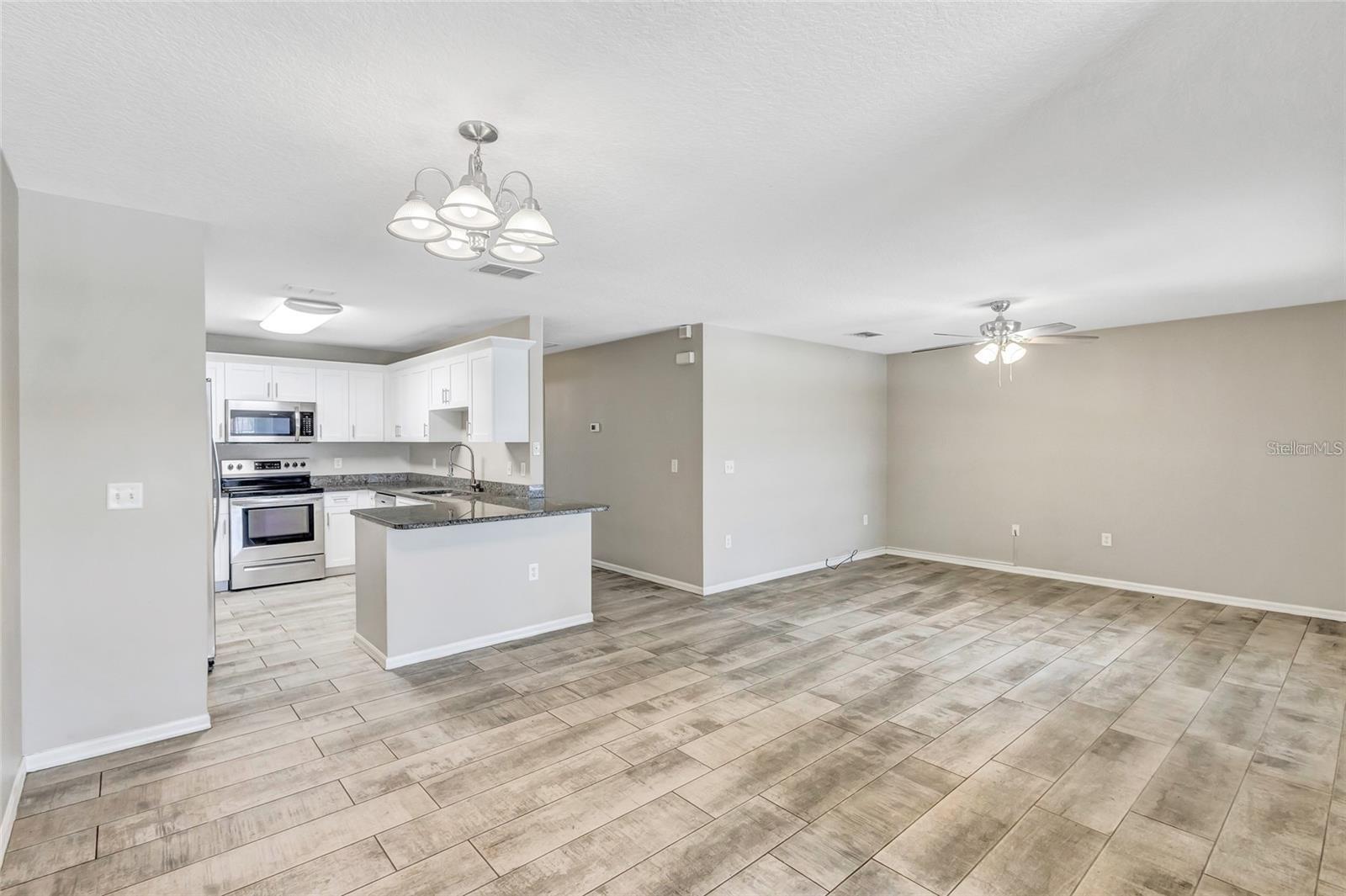 10413 SUMMERVIEW CIR