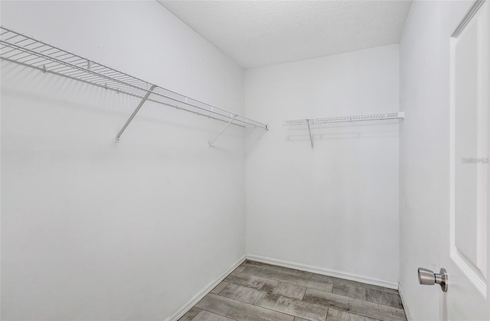 10413 SUMMERVIEW CIR