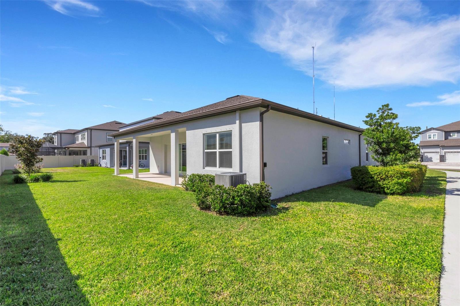 13817 SHARP HAWK DR