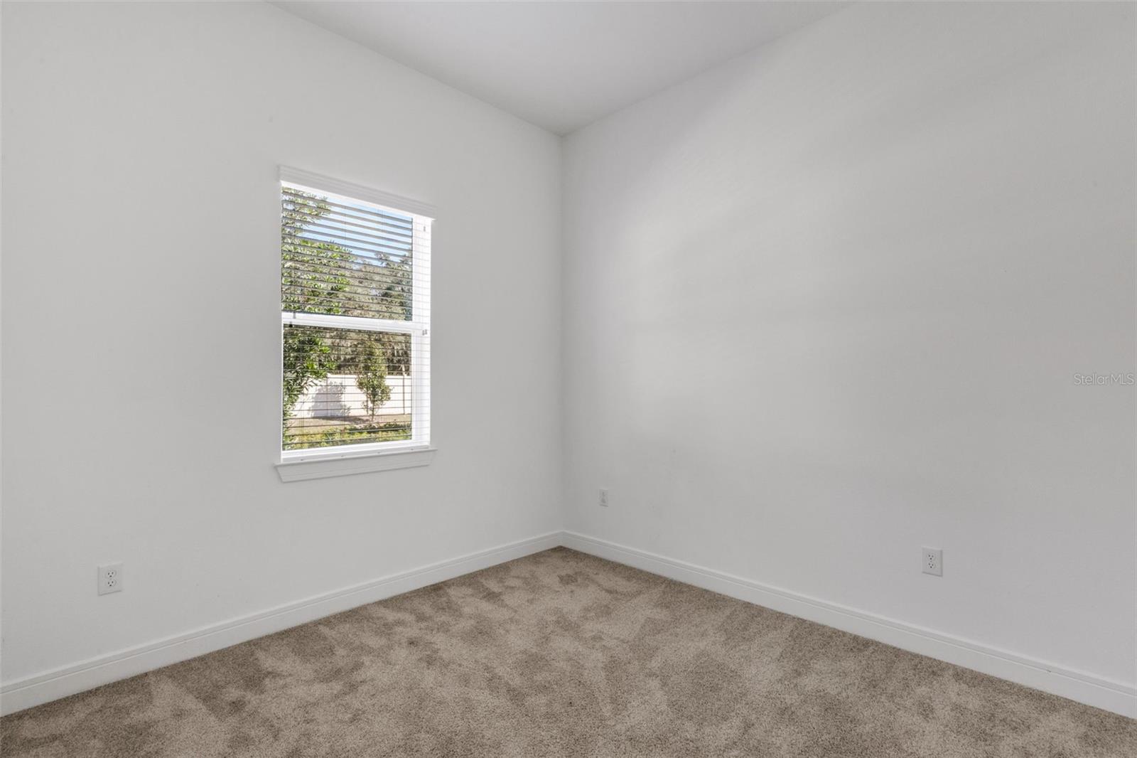 13817 SHARP HAWK DR