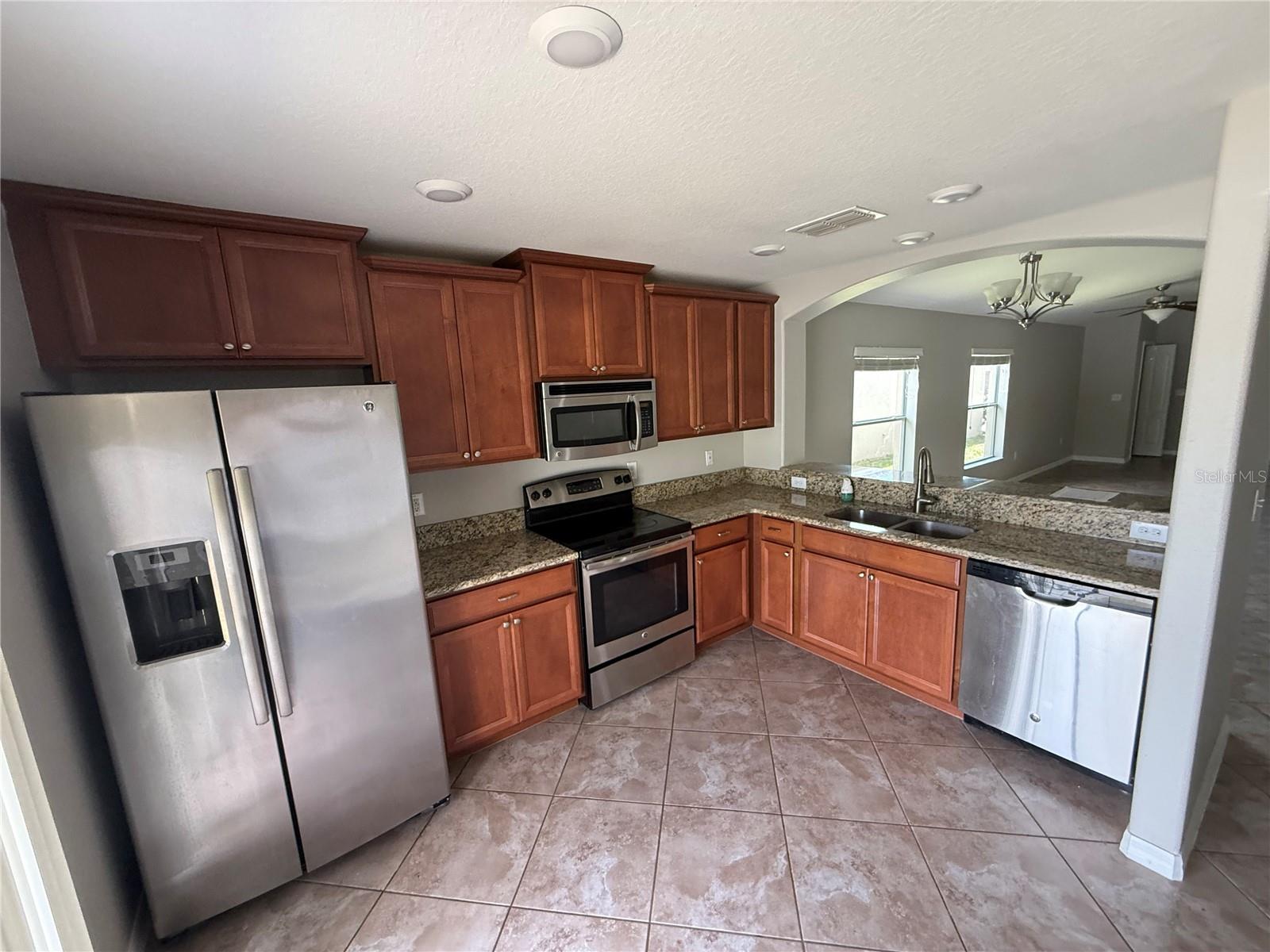 1970 HAWKS VIEW DR