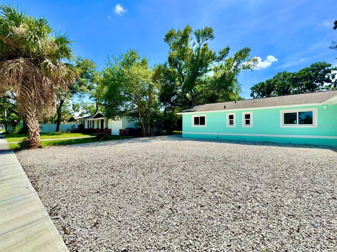 4306 PORPOISE DR #A