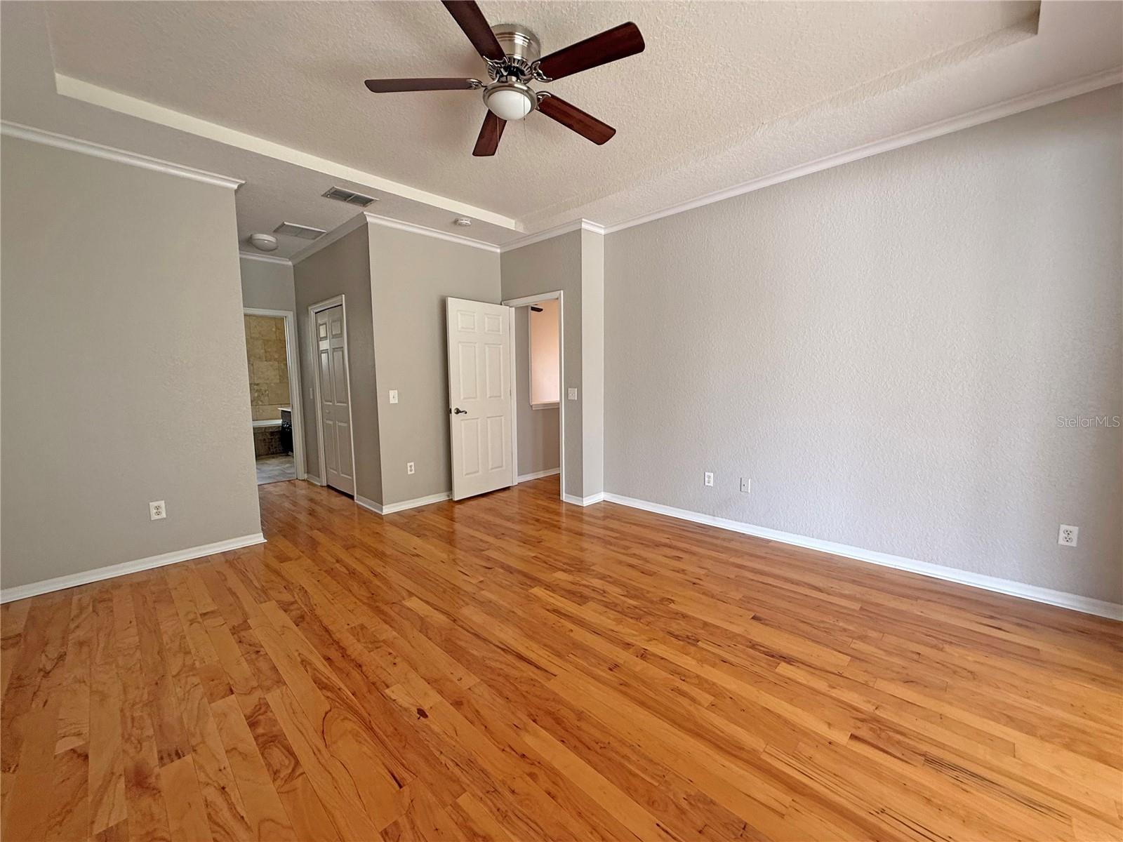 3045 SUTTON WOODS DR