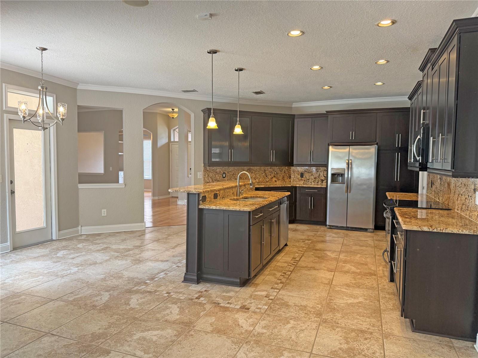 3045 SUTTON WOODS DR