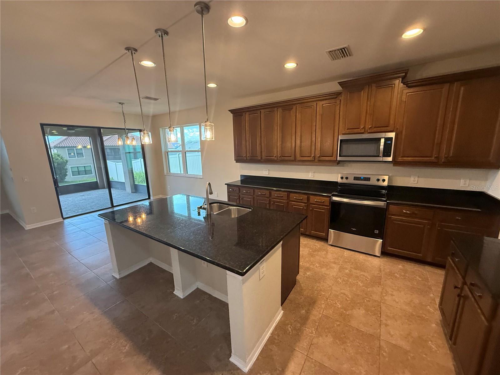 3969 AQUILLA DR