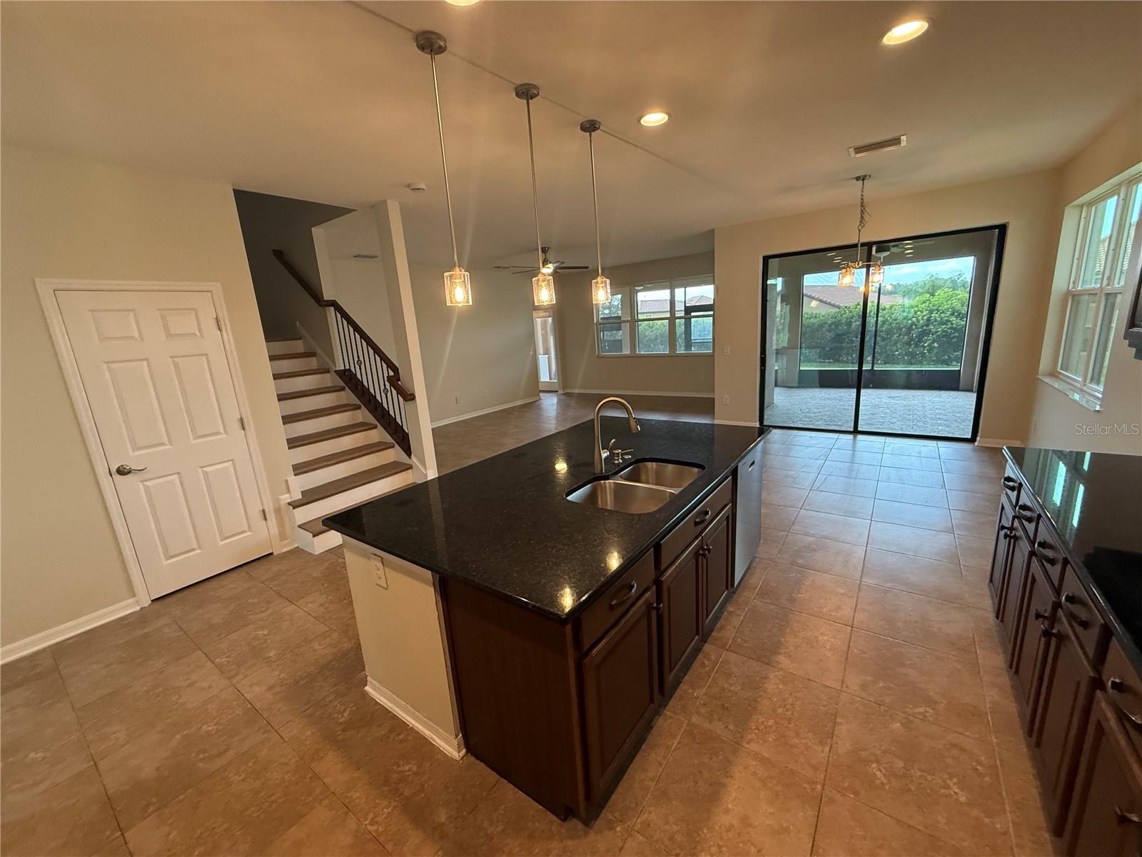 3969 AQUILLA DR