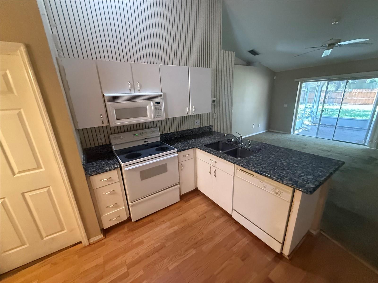 204 CHARDONNAY PL