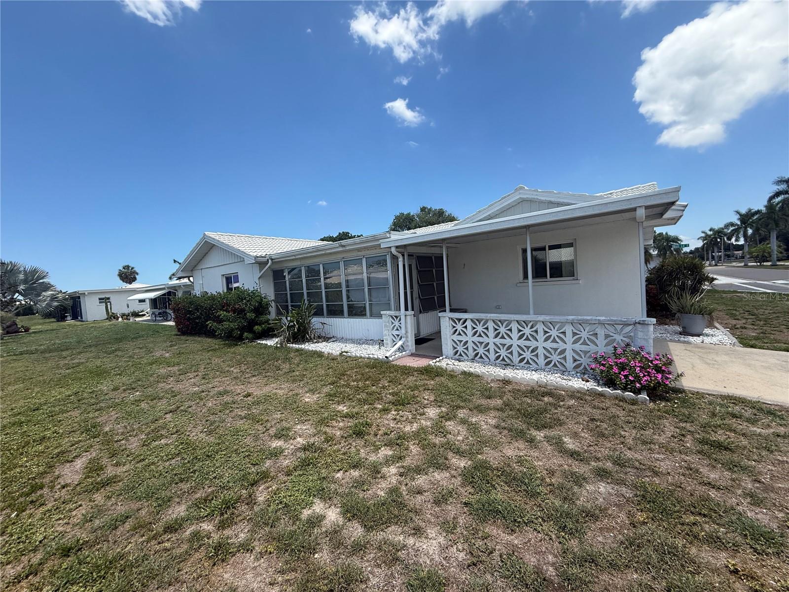 4212 NEIL LN