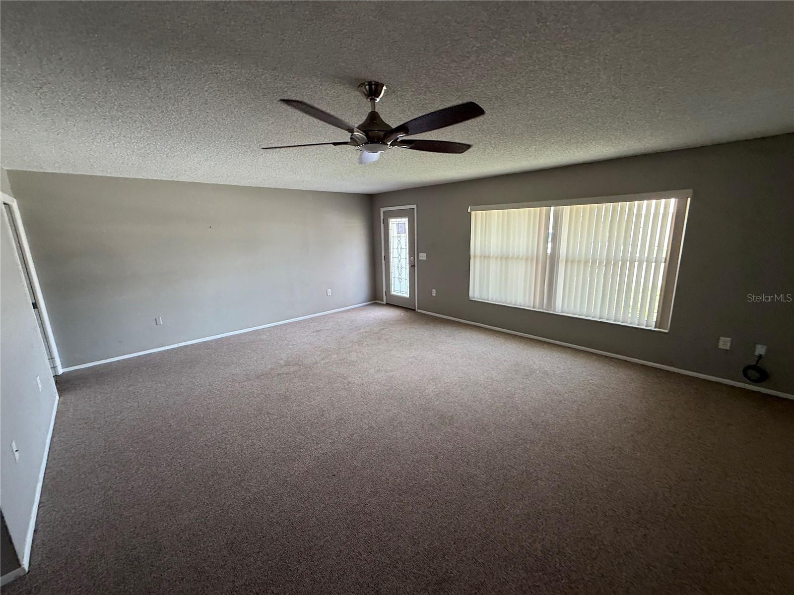 4212 NEIL LN