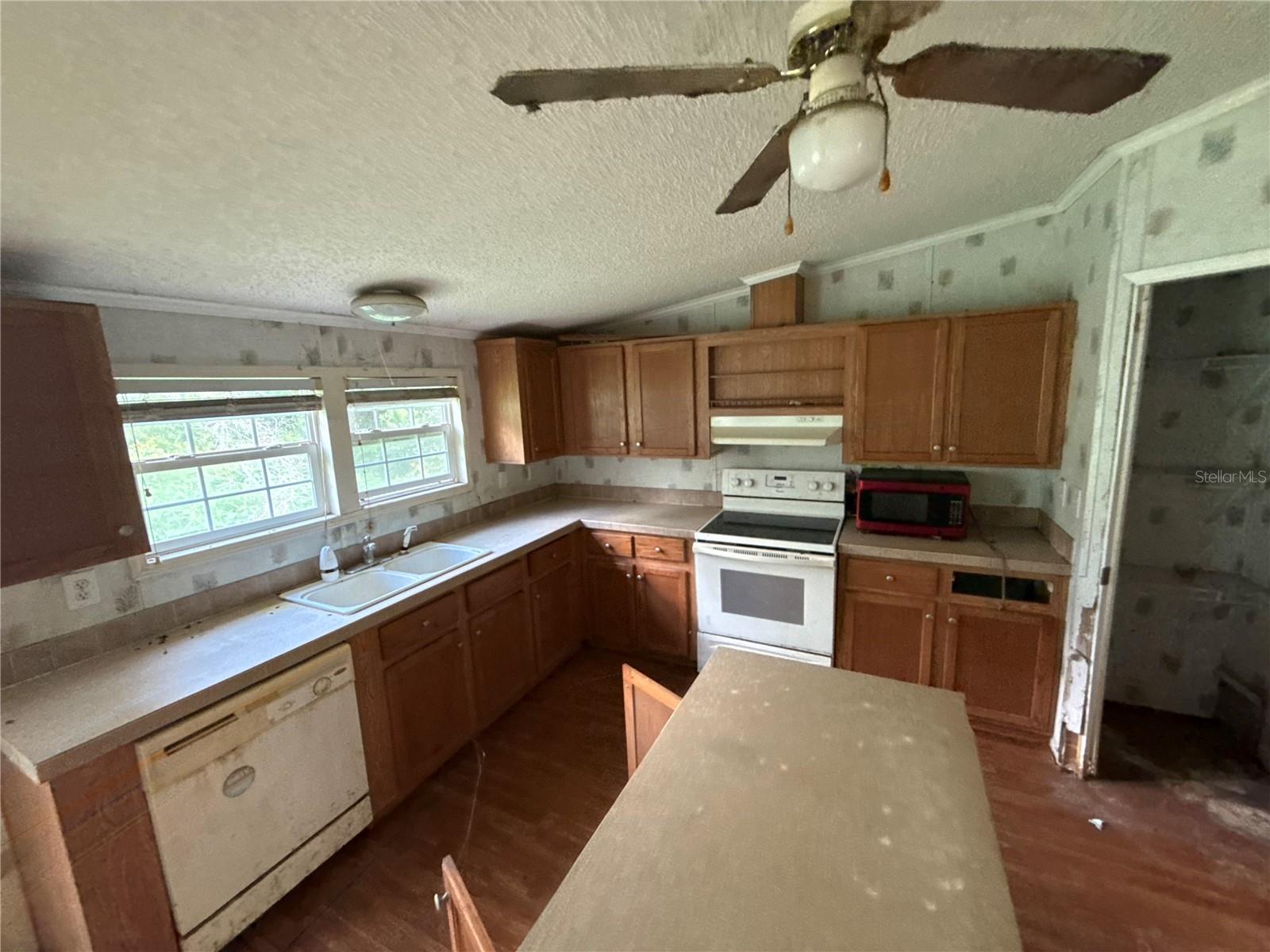 11410 ROCKRIDGE RD