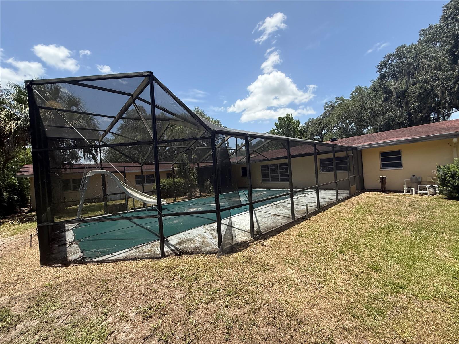 1015 E MANN RD
