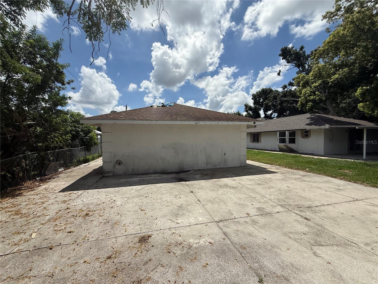 3124 11TH STREET CT E