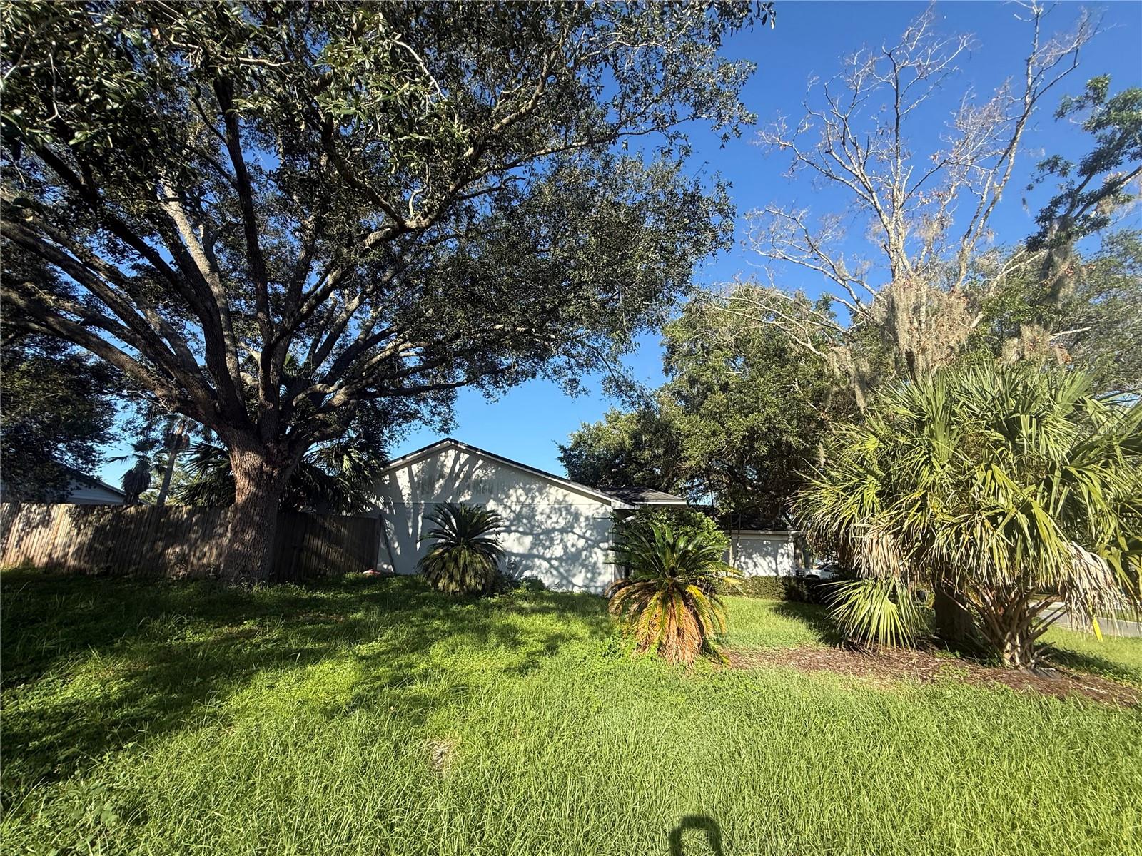 13311 HOLLOWBEND LN