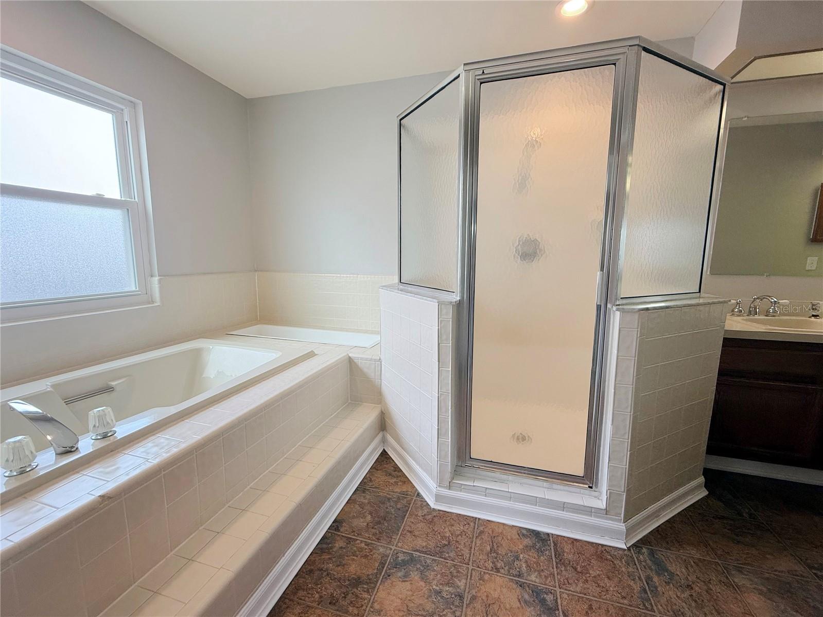 2609 CRESTFIELD DR