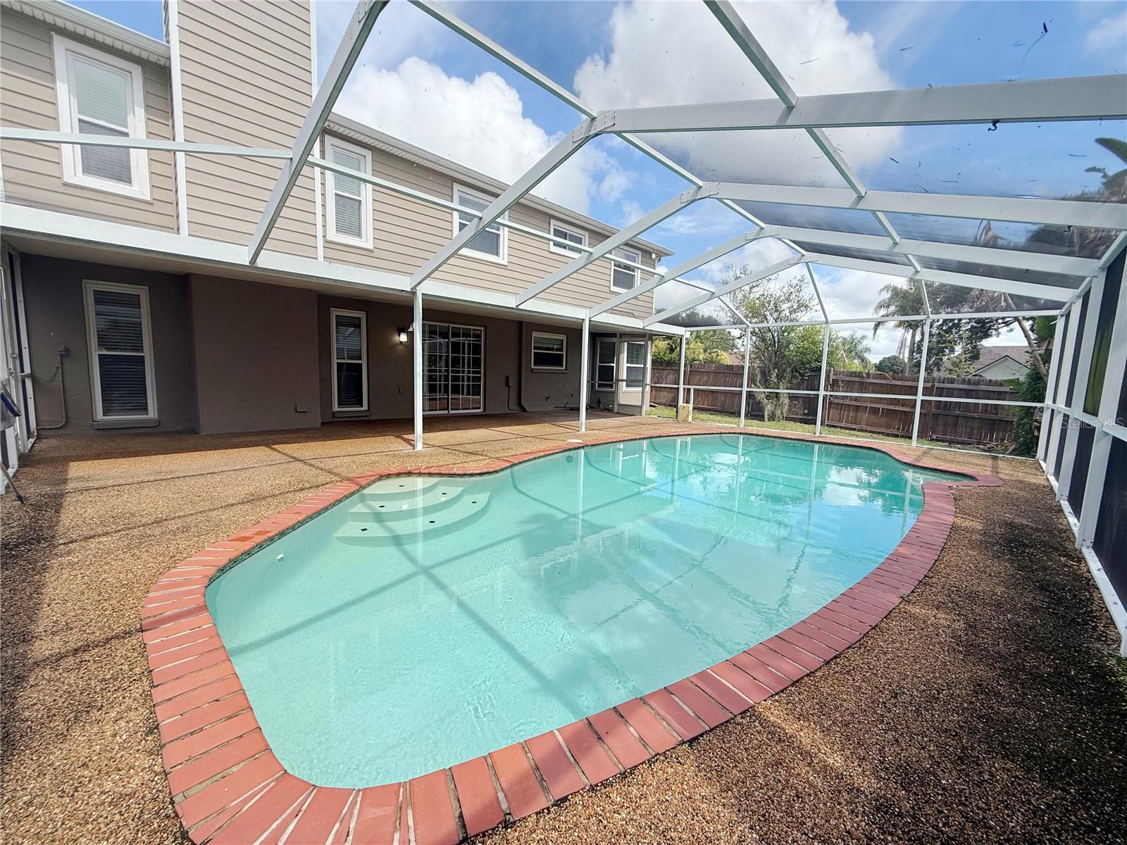 2609 CRESTFIELD DR