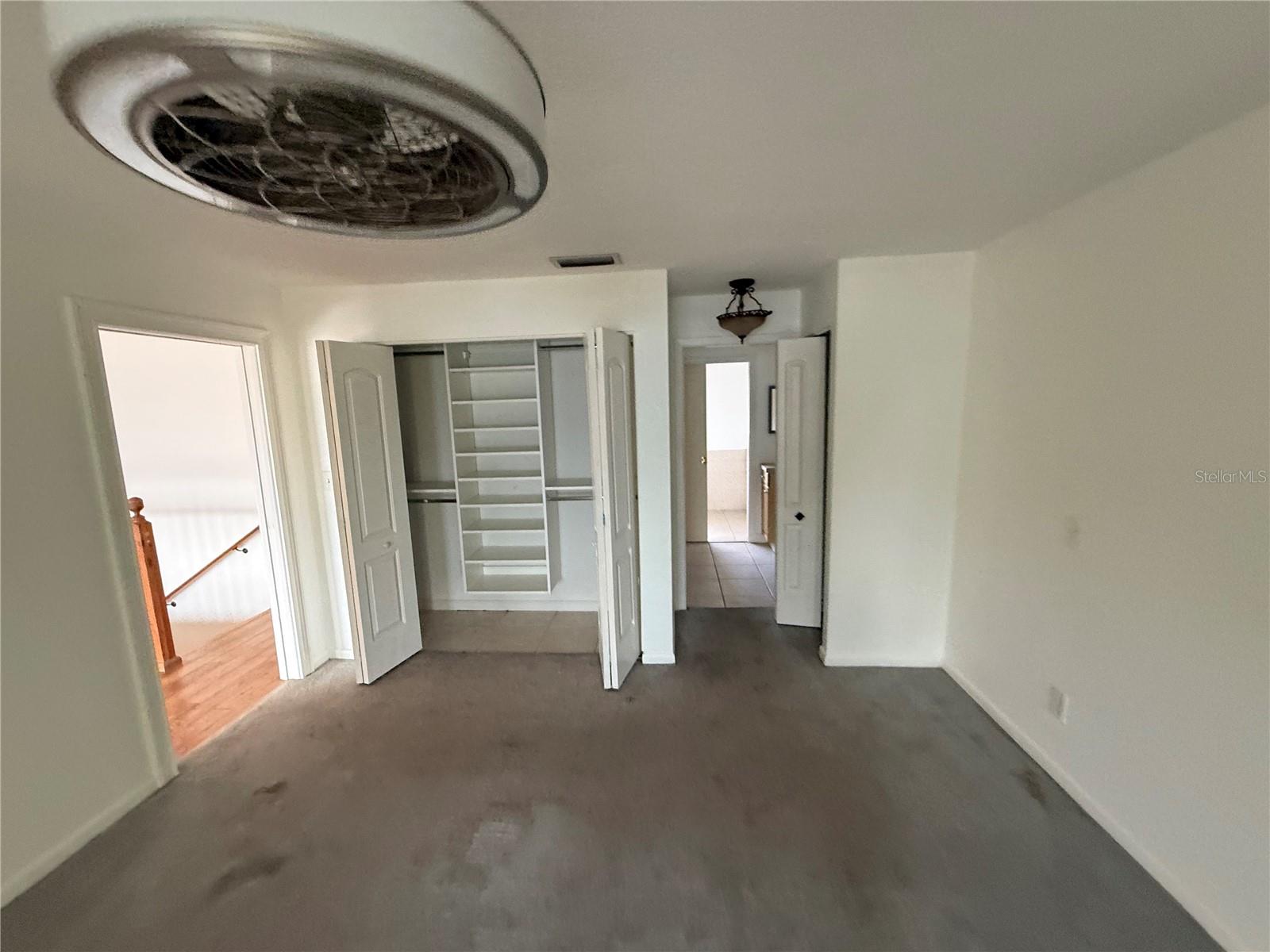 6111 BAYOU GRANDE BLVD NE