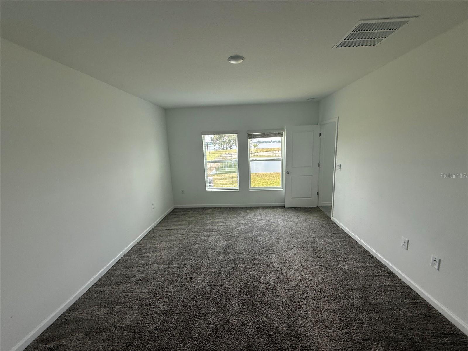 752 TROTTERS DR