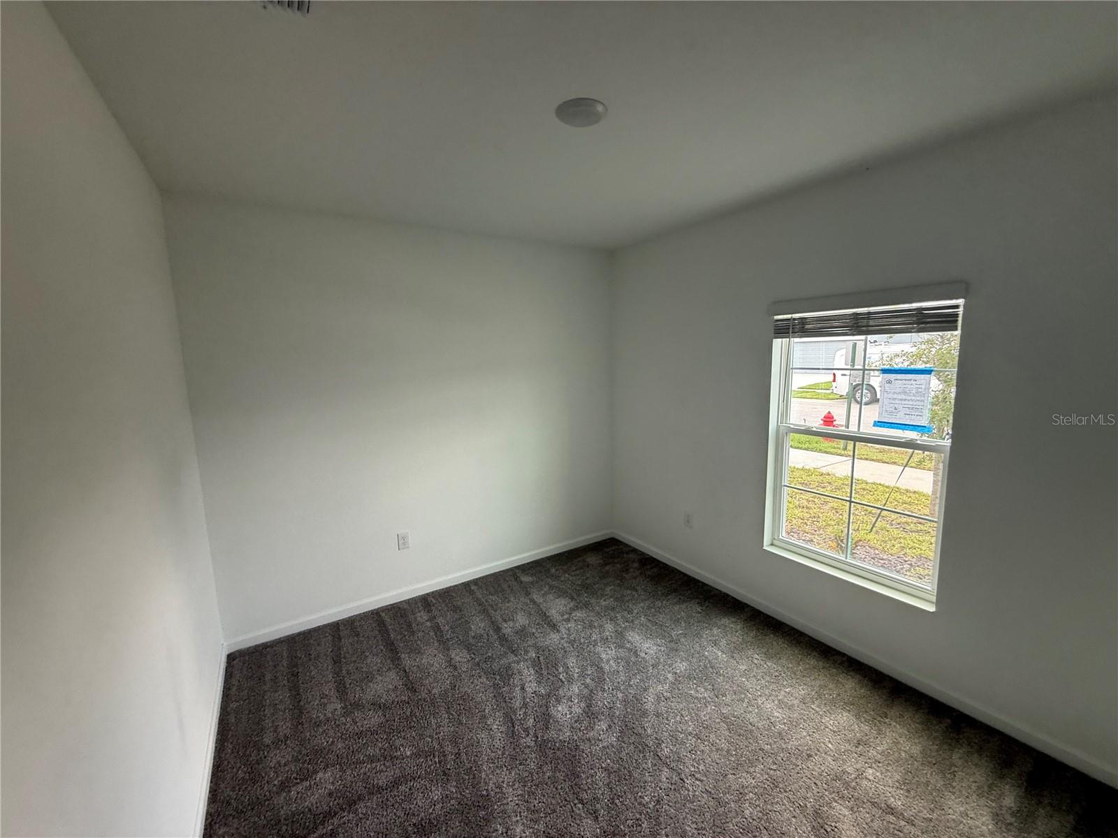 752 TROTTERS DR