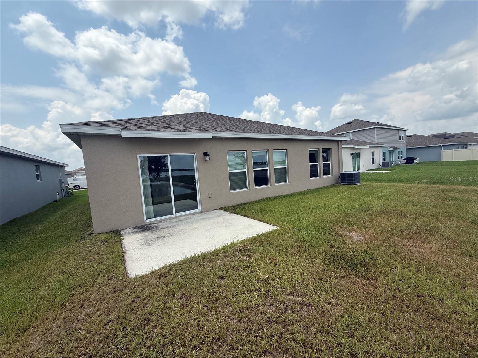 752 TROTTERS DR